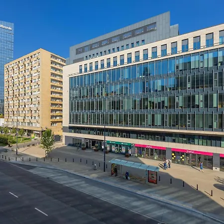 Apartment Tasteful With Parking By Renters *