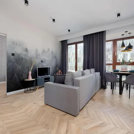 Tasteful With Parking By Renters * Varsovia