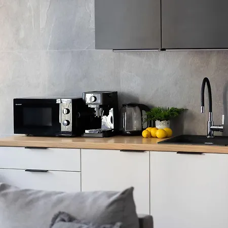 Tasteful With Parking By Renters Appartement Varsovie